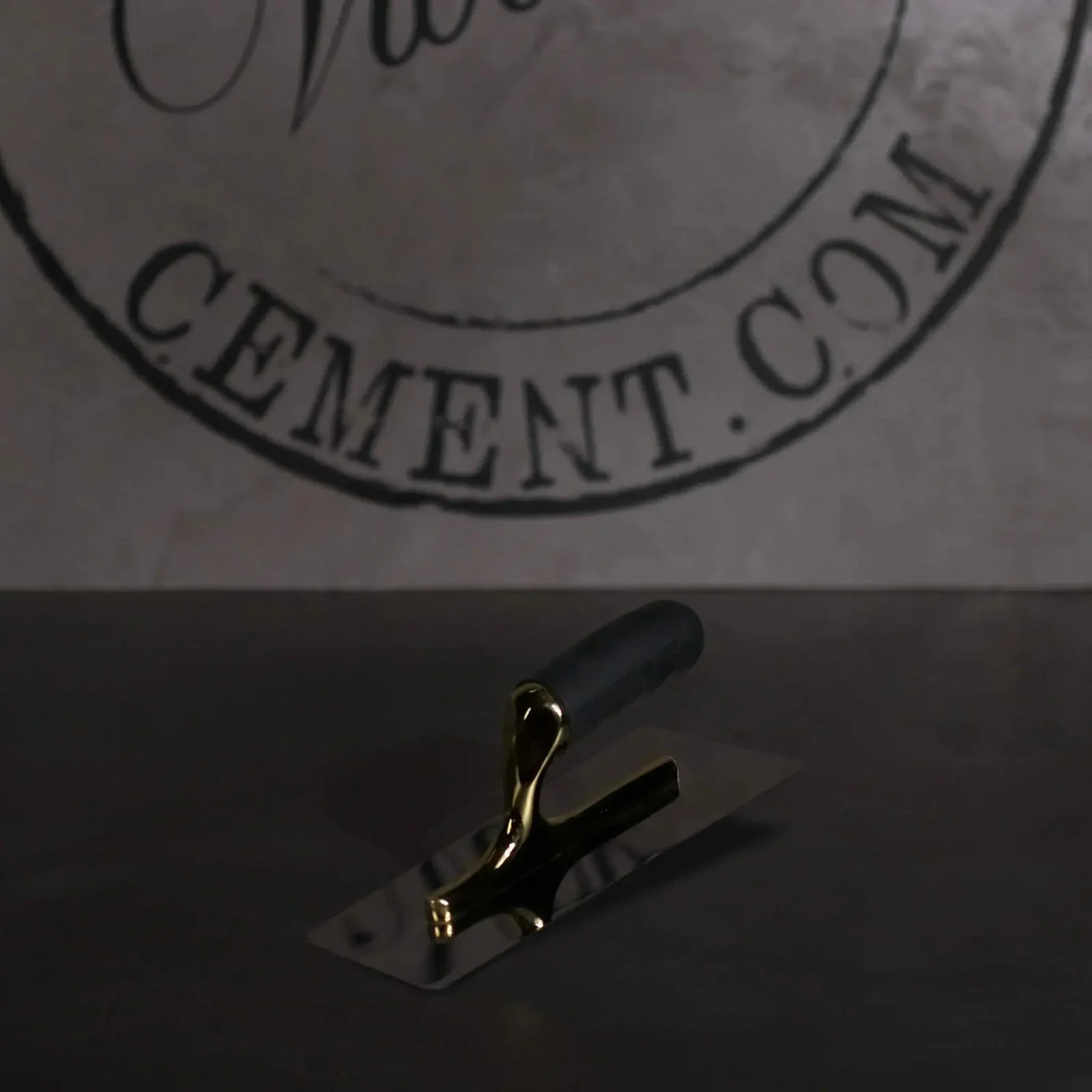 DBC Essentials verktygspaket uppackat på vit yta